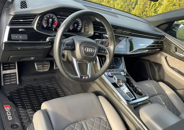 Audi SQ8 cena 399000 przebieg: 54000, rok produkcji 2021 z Pabianice małe 379